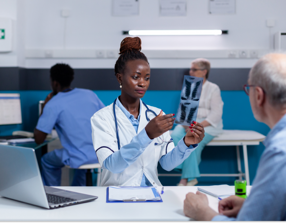Medicina mulher e idoso atendimento
